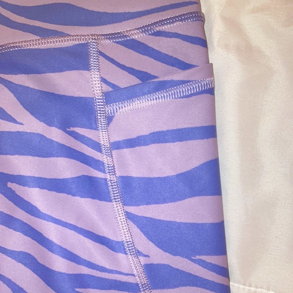 Zebra print leggings - Picture 2 of 4